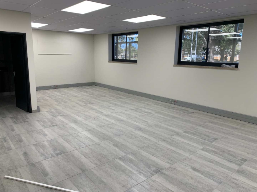 To Let commercial Property for Rent in Beaconvale Western Cape